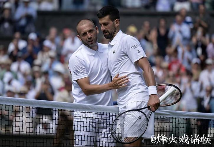 小曼奇尼：拉蒙抓我脖子，20岁球员应该多点尊重否则会挨揍