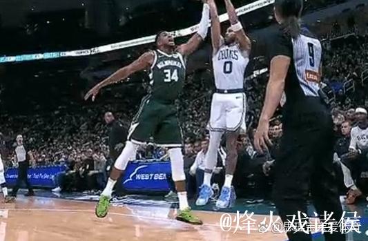 塔图姆31+12完胜字母哥43+13 凯尔特人逆袭雄鹿