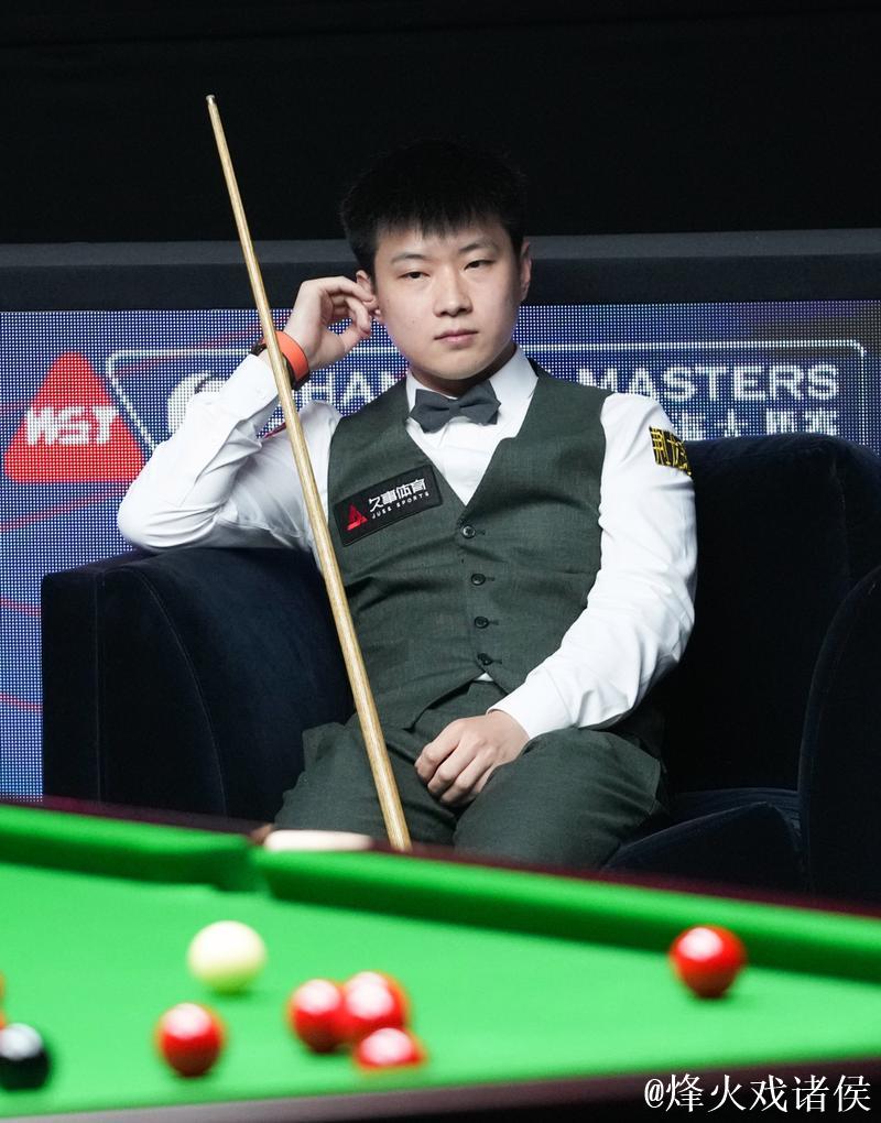 赵心童6-2战胜威尔逊 顺利晋级斯诺克大师赛八强